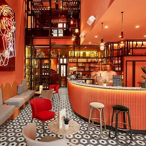 De Cambis Western Premier Collection 4* אביניון