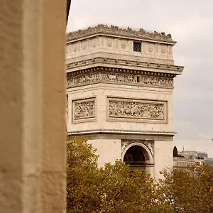 Royal Elysées 4* París