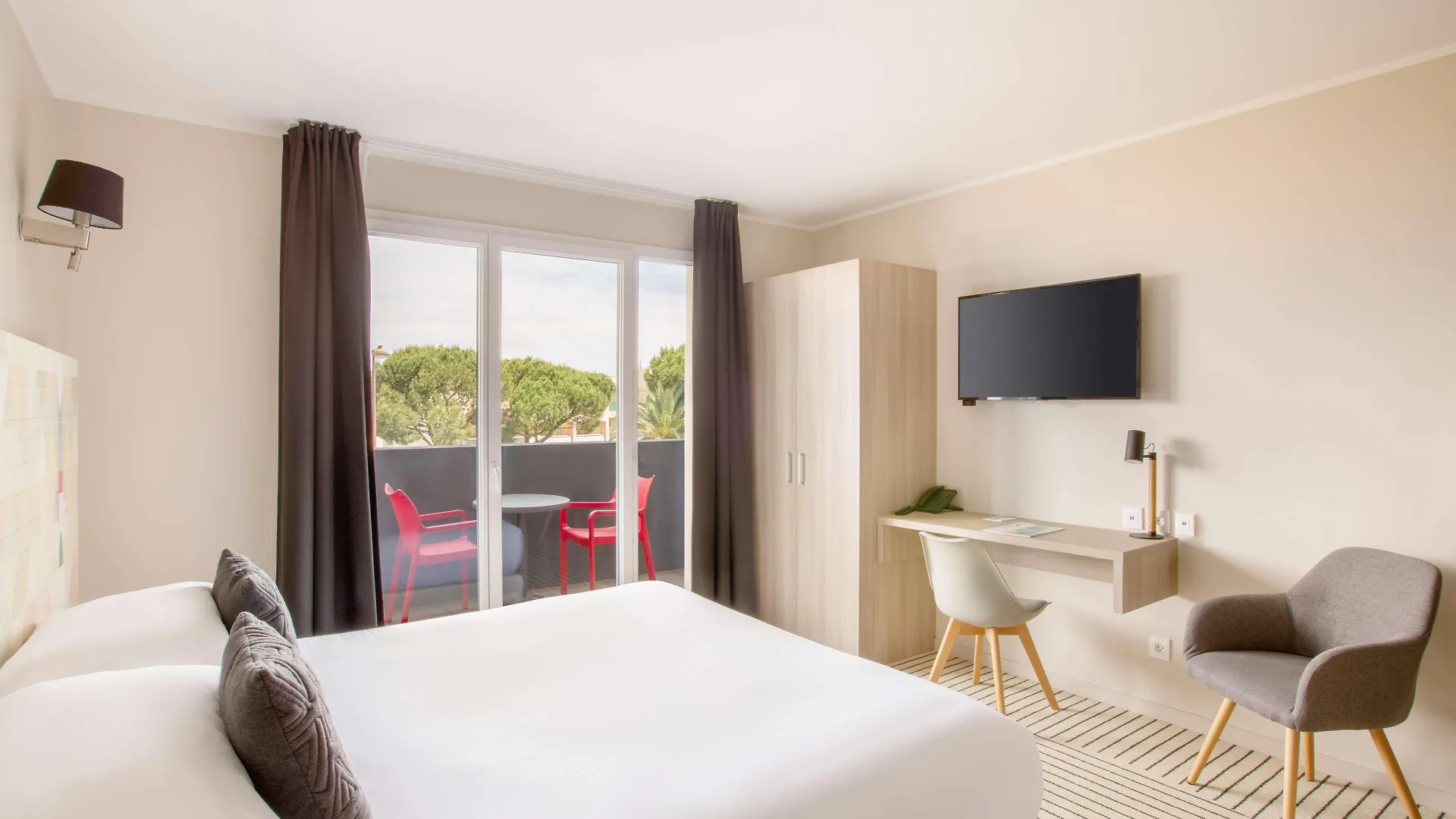 Best Western Plus Antibes Riviera 4*,  Francia